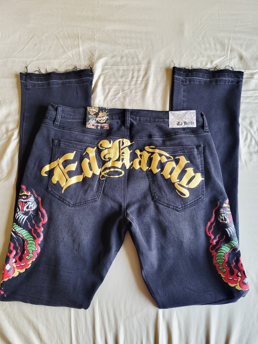 Ed Hardy Mens Jeans Size 36 Black Wash Stacked Boot Tattoo Graphic Gold Script